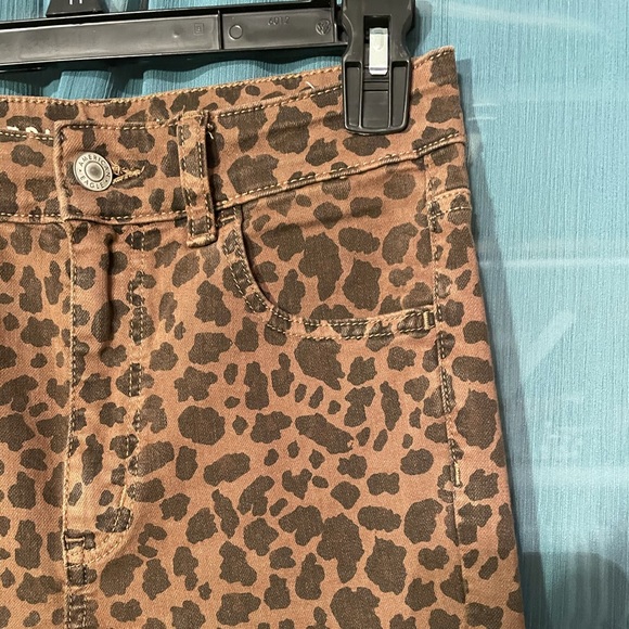 Cheetah Print American Eagle Hi Rise Jegging - Picture 5 of 5